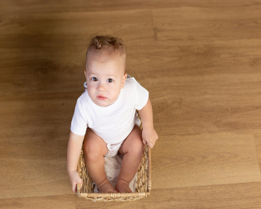 9 Aylık Bebek Gelişimi: Beslenme, Uyku ve Beceriler