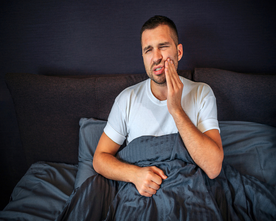 Uyurken Diş Gıcırdatması (Bruksizm): Bilmeniz Gerekenler