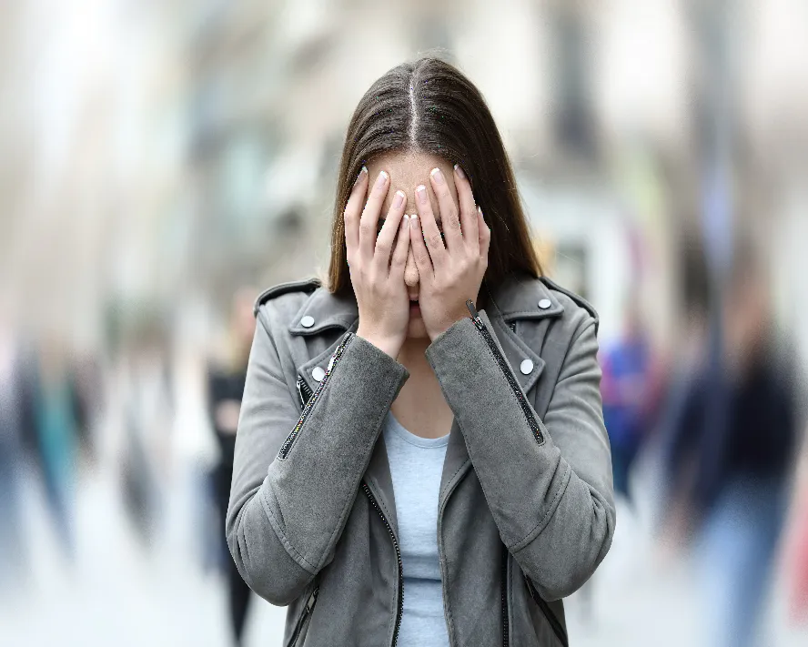 Panik Atak Nedir? Belirtileri ve Tedavi Yöntemleri