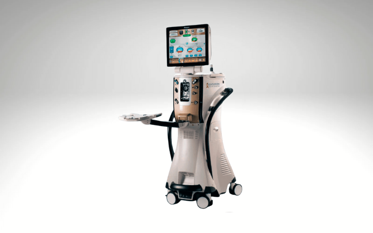 Dispozitiv de vitrectomie activat Phaco